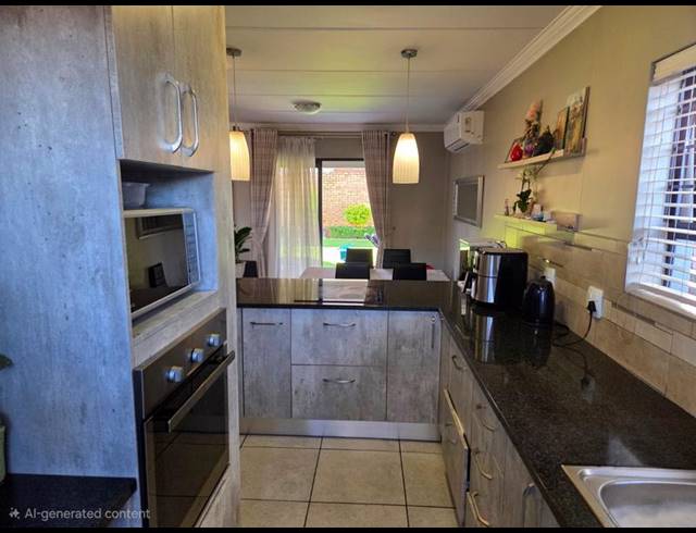 3 BEDROOM TOWNHOUSE FOR SALE IN AMBERFIELD